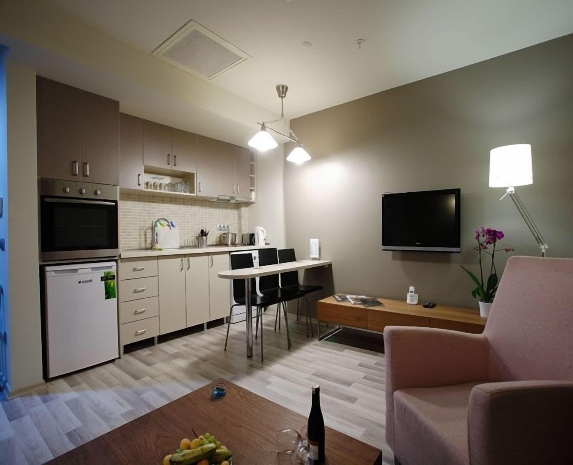 Home Stay Home Sisli Estambul Exterior foto